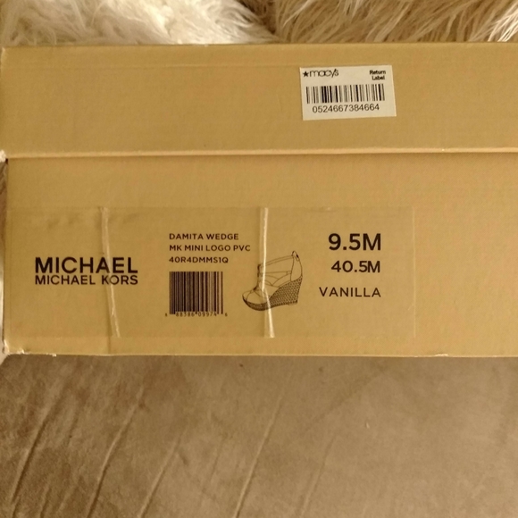 Michael Kors Damita wedge heel - Picture 2 of 3